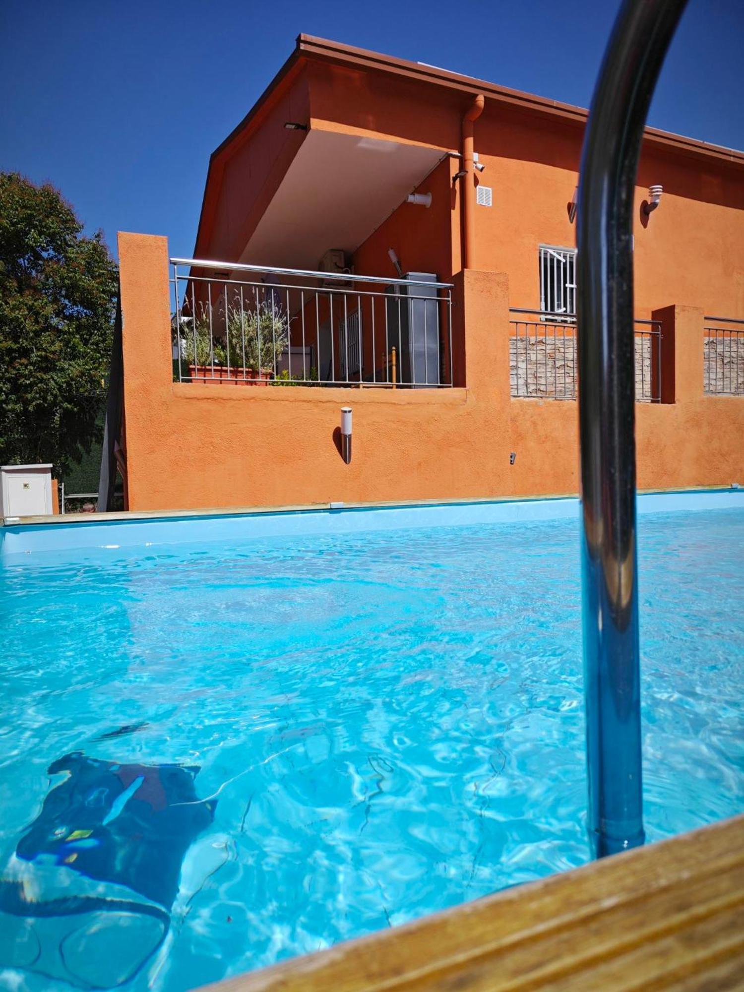 Relax House Barcelone Villa Sant Esteve Sesrovires Kültér fotó